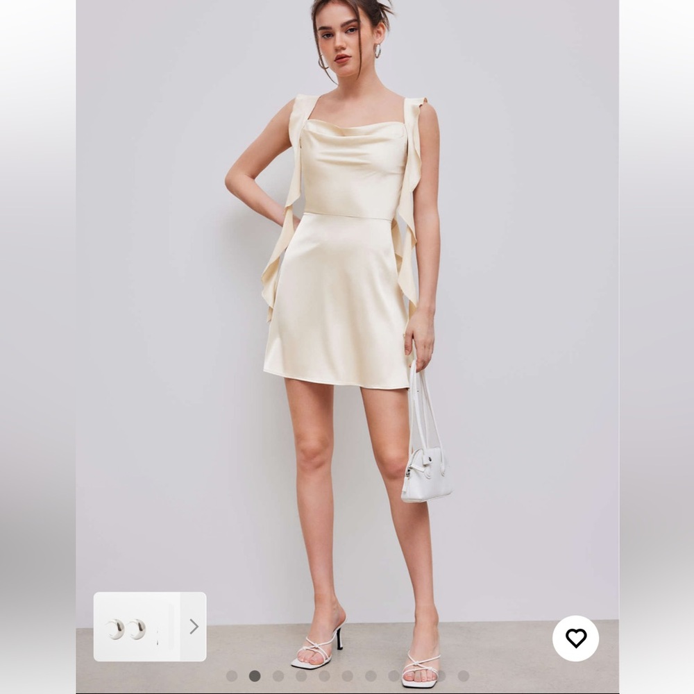 Elegant Cream Sleeveless Dress